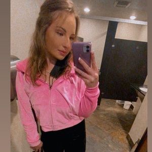 Meet your Posher, Samantha